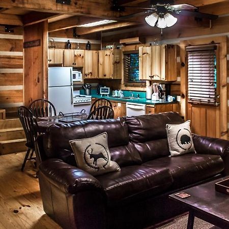 Hatfield Hideaway Pigeon Forge Eksteriør billede